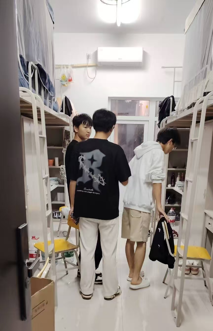 cdc6af35dca895d908db386fa58c324.jpg cdc6af35dca895d908db386fa58c324.jpg