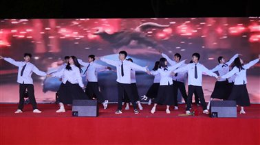 我校2022级迎新晚会圆满结束